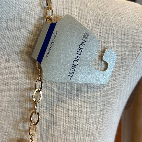 Northcrest long necklace in gold tone hardware - Picture 4 of 5